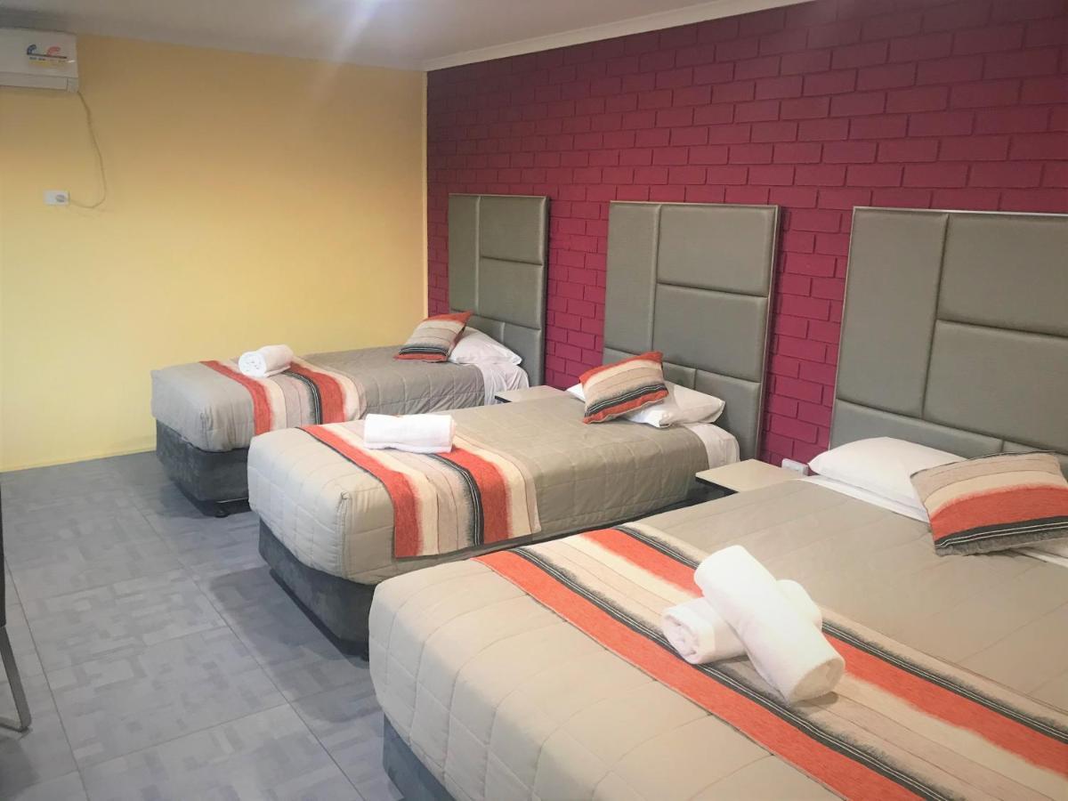 Toukley Motor Inn Buitenkant foto