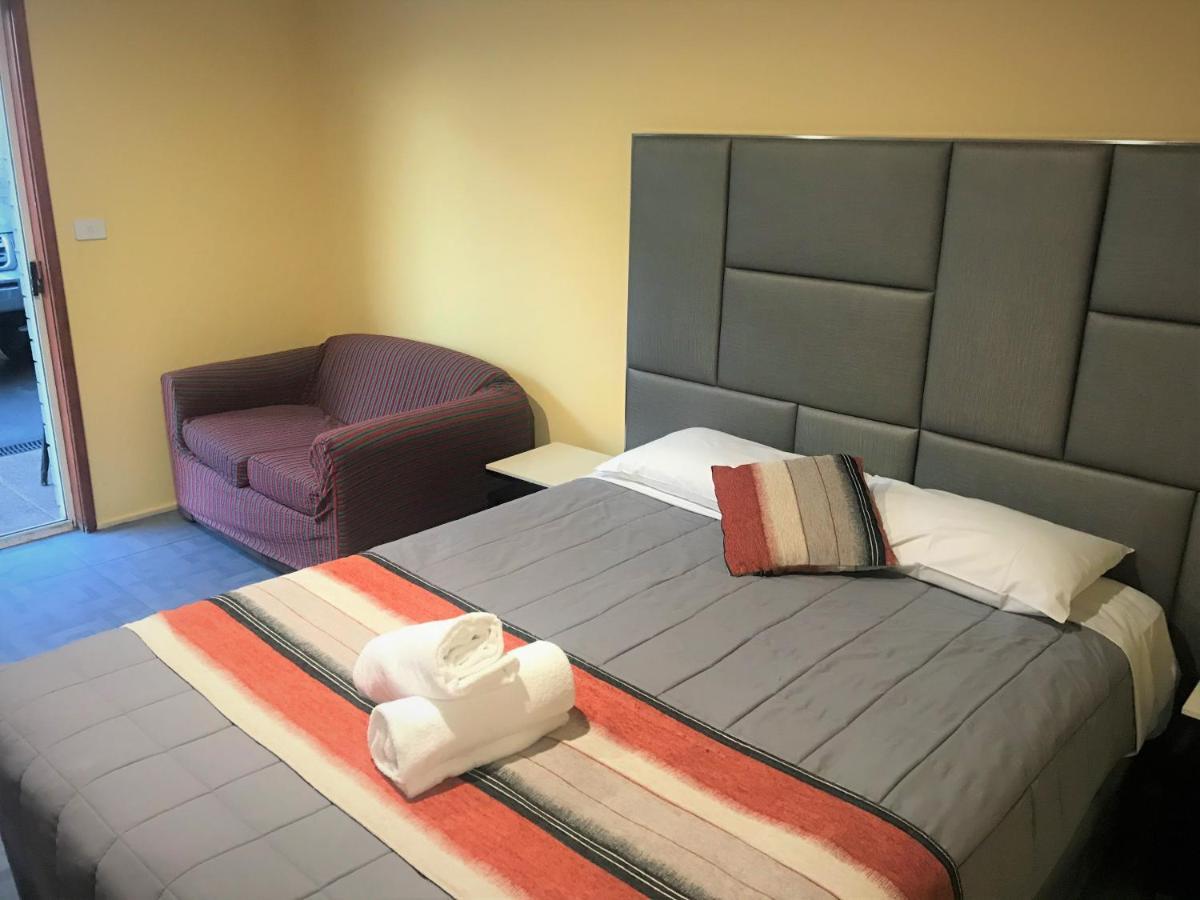 Toukley Motor Inn Buitenkant foto