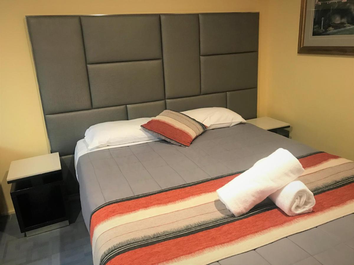 Toukley Motor Inn Buitenkant foto